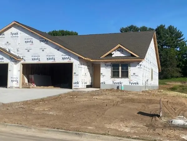 5149 Maple Leaf Path, Eau Claire, WI 54703