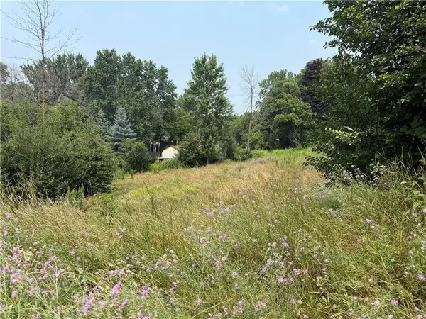 2452 Jackson Street, Eau Claire, WI 54703