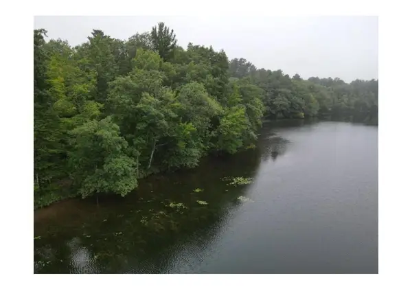 N4385 Red Oak Lane, Stone Lake, WI 54876