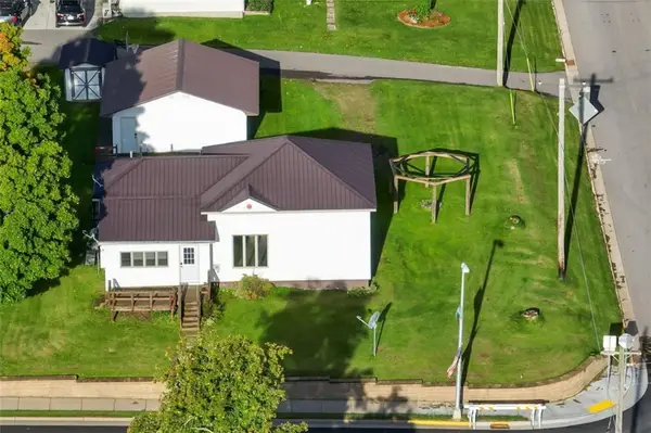 219 Main Street, Greenwood, WI 54437