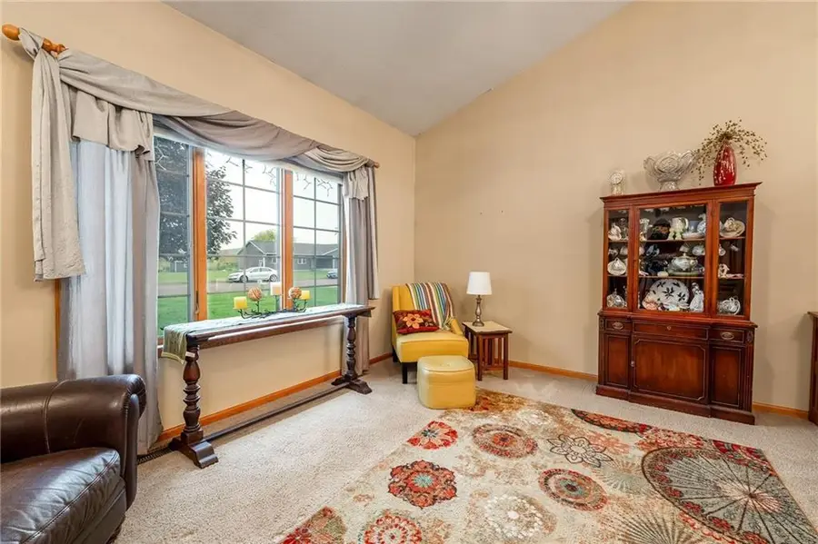 829 Bluff View Circle, Chippewa Falls, WI 54729 - Image #3