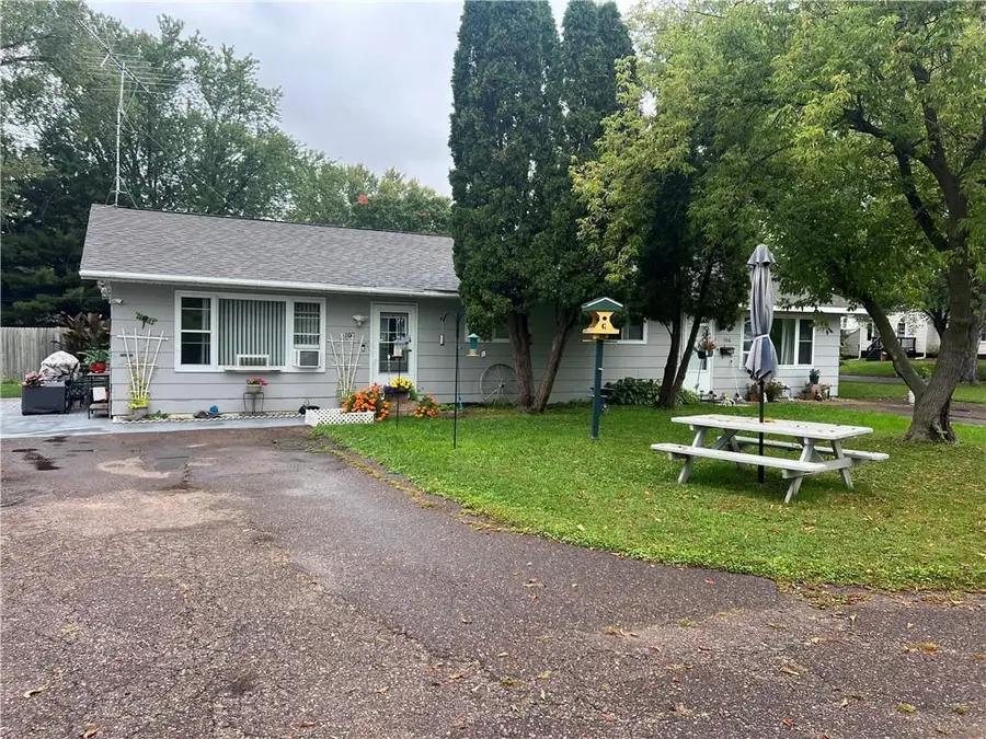 106-108 W Walnut Street #1 & 2, Chippewa Falls, WI 54729 - Image #2
