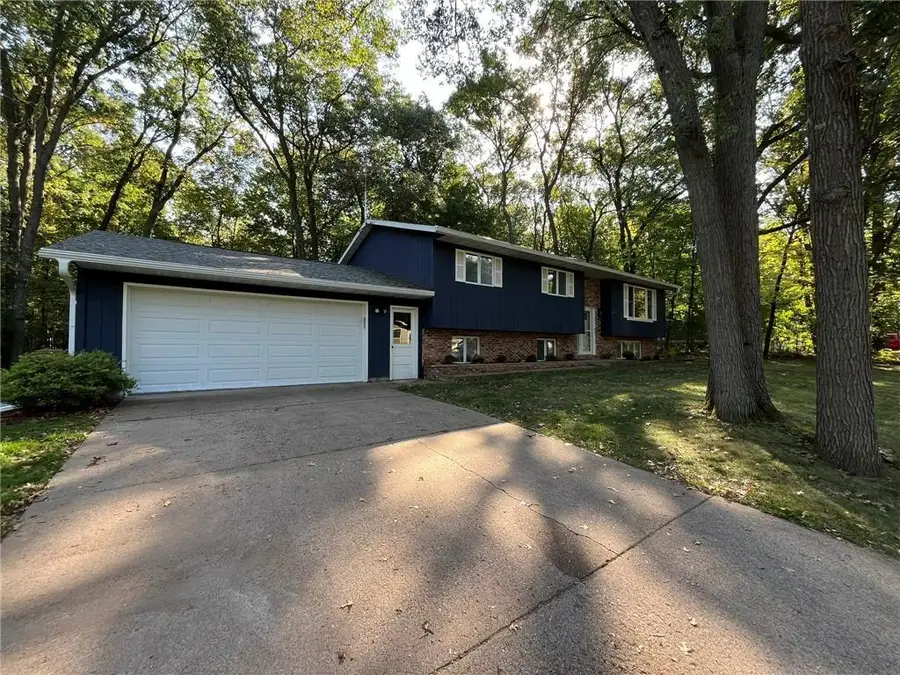 3313 Jeffrey Lane, Eau Claire, WI 54703 - Image #2