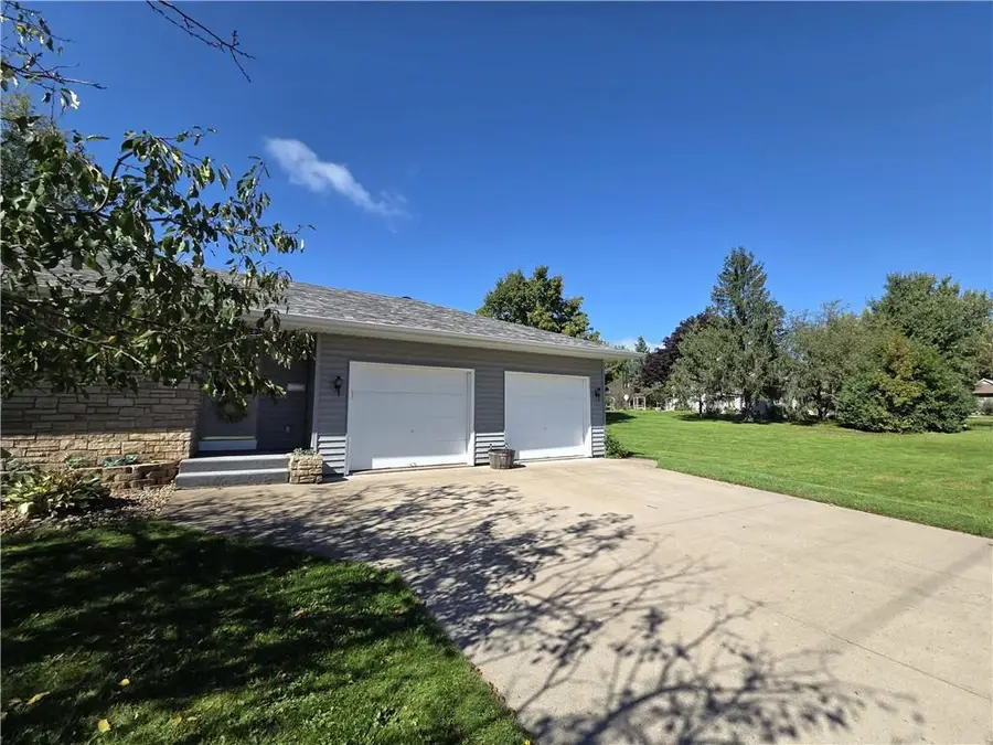 432 S Wisconsin Avenue, Rice Lake, WI 54868 - Image #3