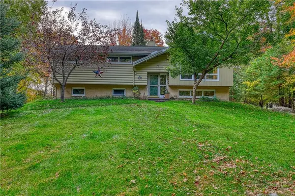 6892 W Wolf Island Road, Hayward, WI 54843