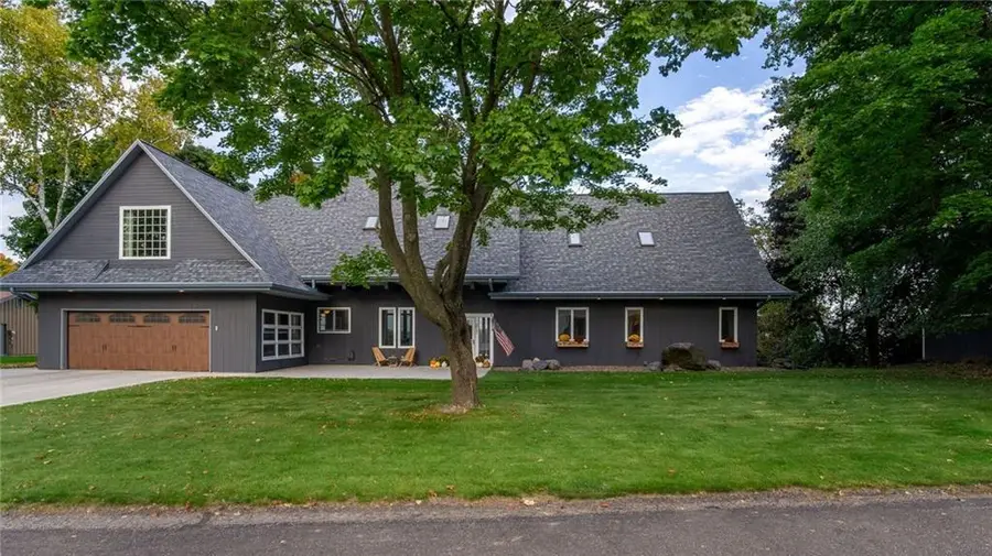 217 Skyline Drive, Eau Claire, WI 54703 - Image #2