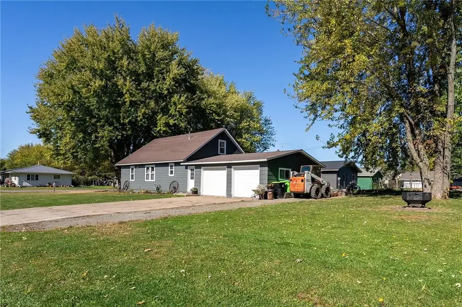 700 Washington Street, Thorp, WI 54771 - Image #3