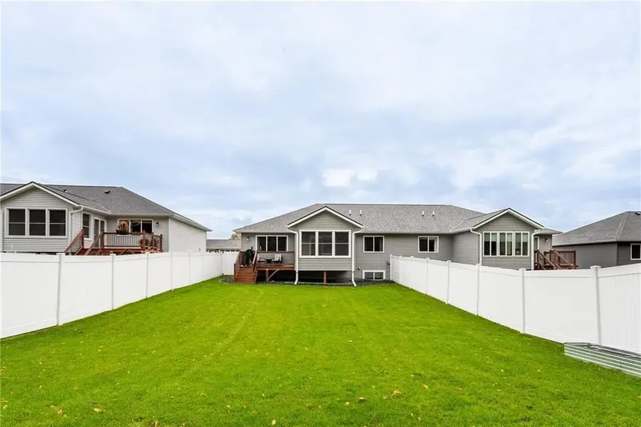1337 Juniper Place, Eau Claire, WI 54703 - Image #2