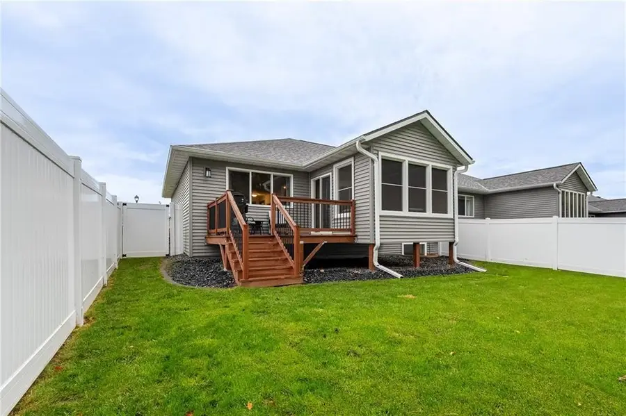 1337 Juniper Place, Eau Claire, WI 54703 - Image #3