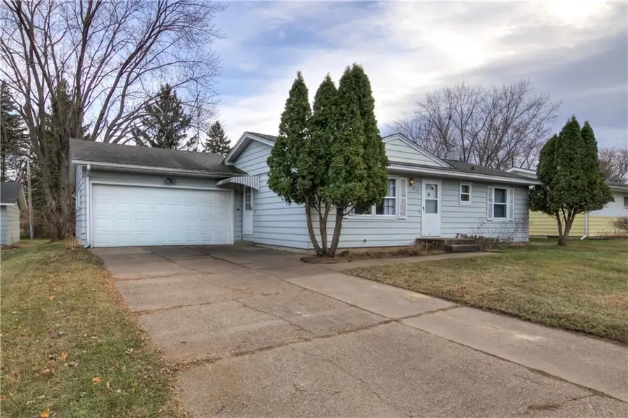 2335 Welsh Court, Eau Claire, WI 54703 - Image #2