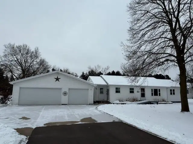 5217 E Hamilton Avenue, Eau Claire, WI 54701 - Image #2