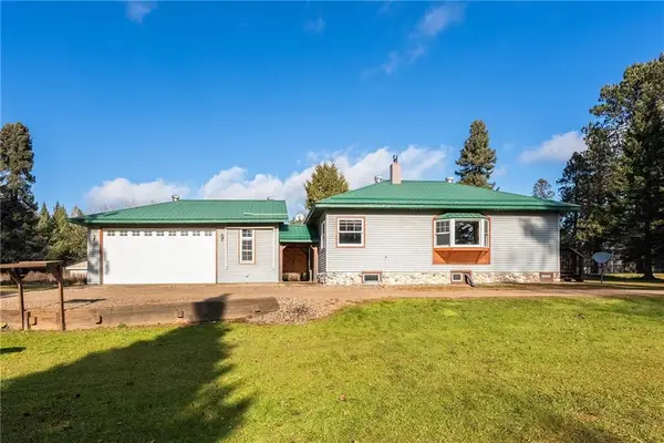 7015 North 4th St, Loretta, WI 54896