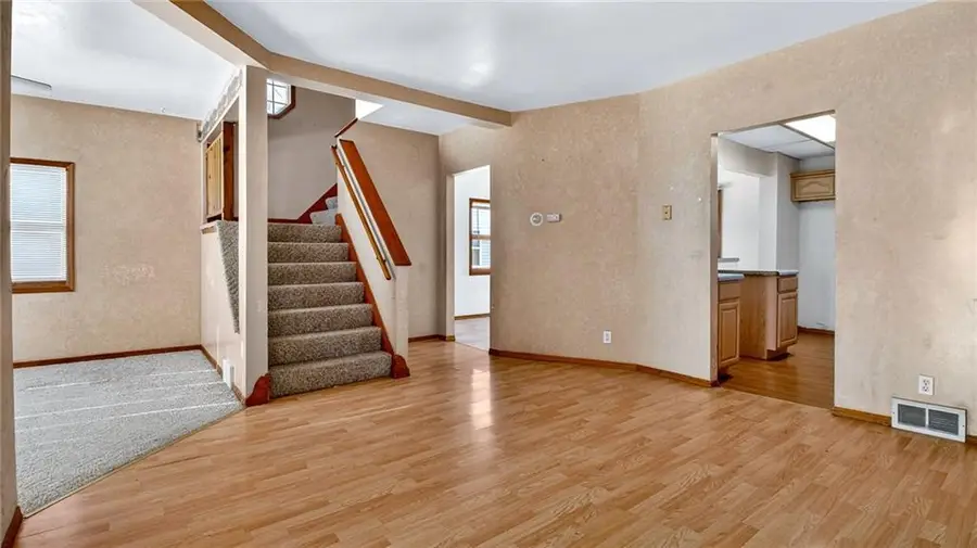 623 E Miner Avenue, Ladysmith, WI 54848 - Image #3