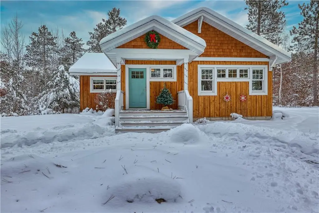 8056 N North Rd, Springbrook, WI 51875 - Image #1