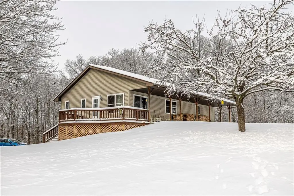N12450 County Road G, Garfield, WI 53045 - Image #1