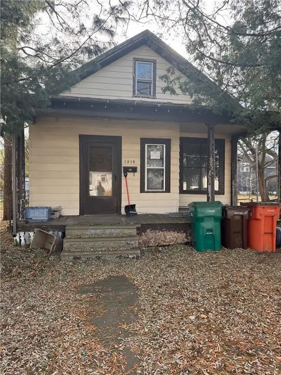 1219 & 1223 Garfield Avenue #2, Altoona, WI 54720 - Image #1