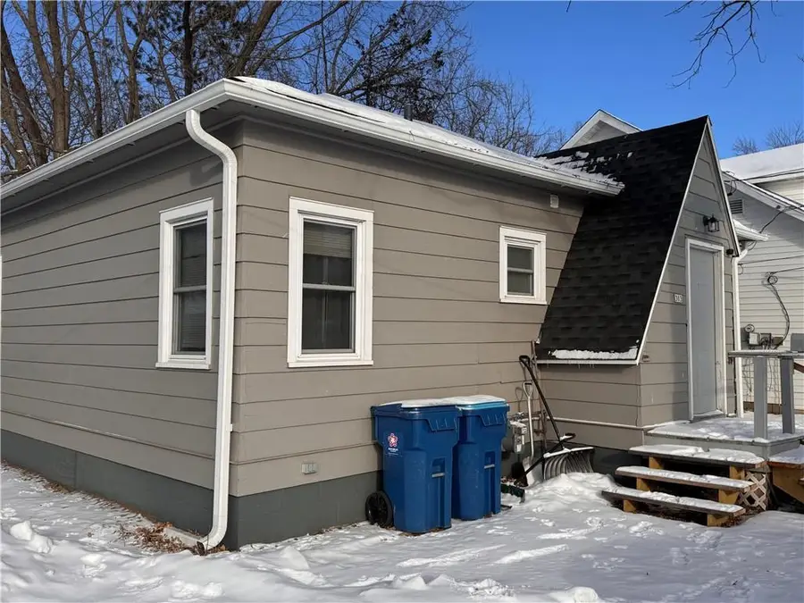 303 E Gates Street, Rice Lake, WI 54868 - Image #2