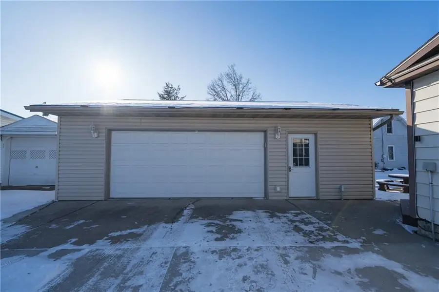 255 W Vine Street, Mondovi, WI 54755 - Image #2