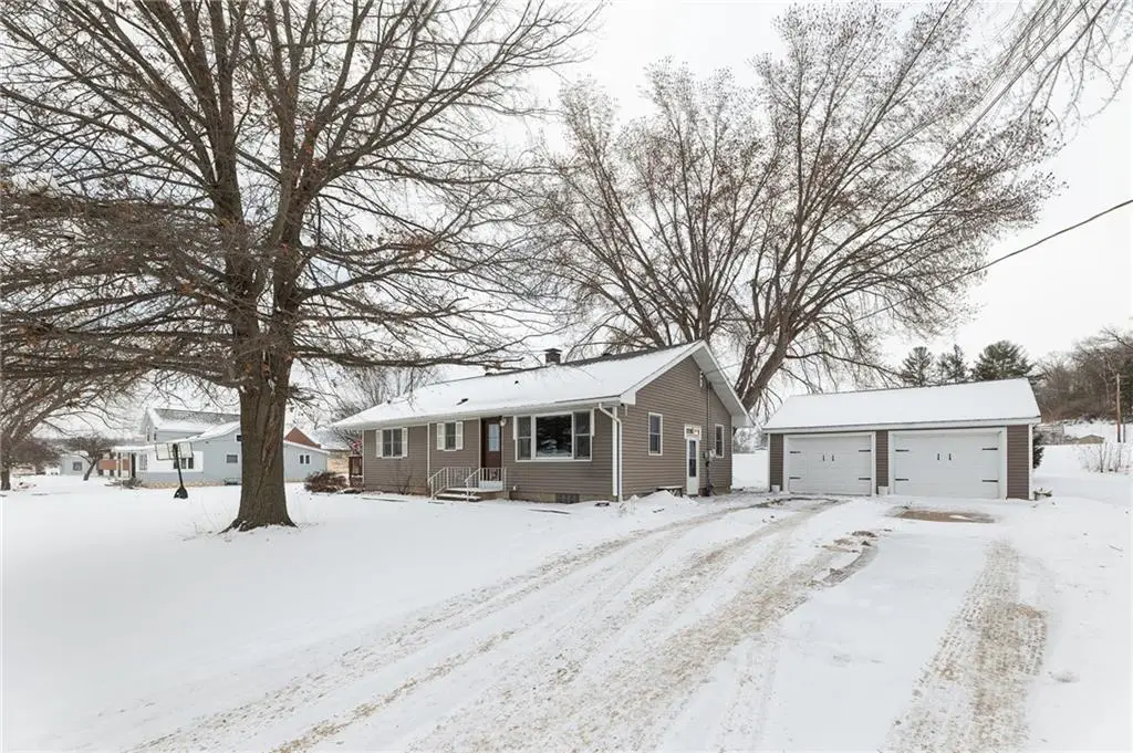 N8212 County Road C, Mindoro, WI 54644 - Image #1