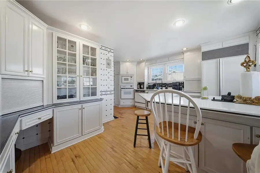 127 W Lincoln Avenue, Fall Creek, WI 54742 - #2