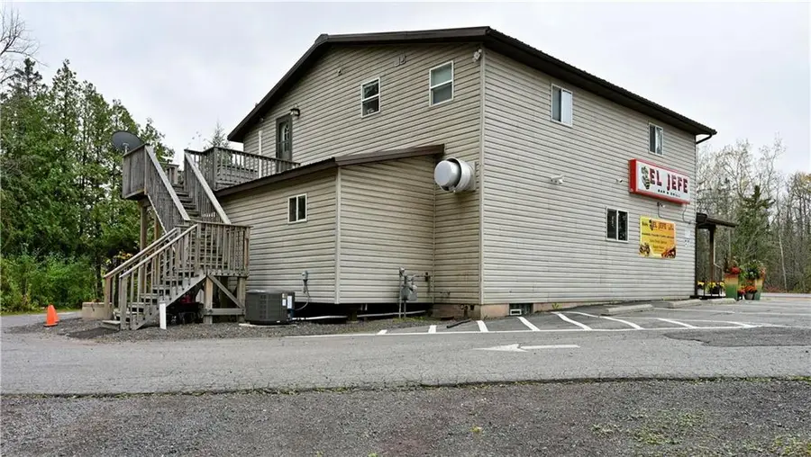 6098 S State Highway 35, Superior, WI 54880 - Image #2