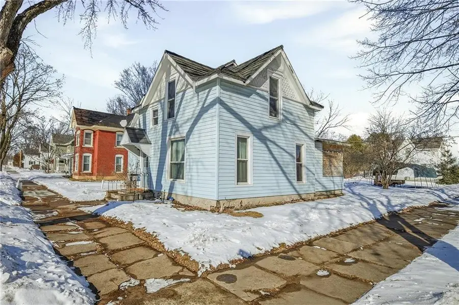 23 S Culver Street, Chippewa Falls, WI 54729 - #3