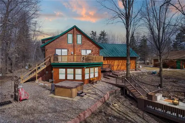 W6825 Lakewood Boulevard, Ladysmith, WI 54848