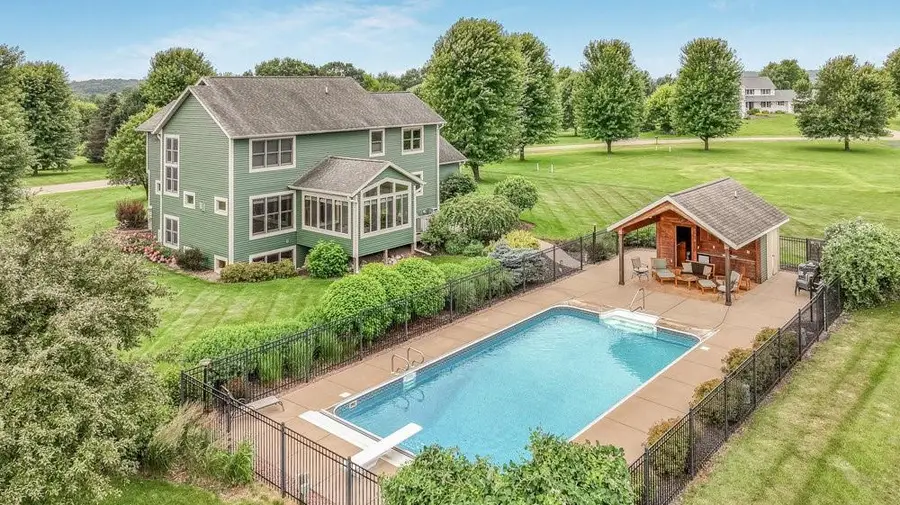 S8955 David Court, Eleva, WI 54738 - #2