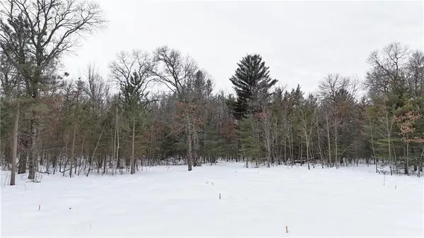 25106 Shady Oaks Lane, Siren, WI 54872