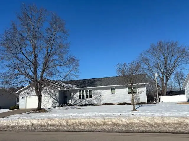 2320 James Avenue, Altoona, WI 54720 - #2