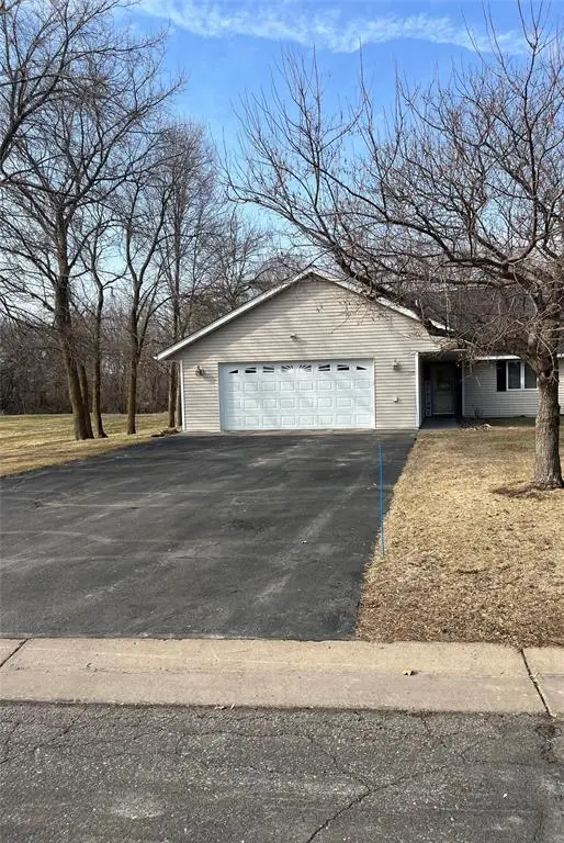 310 Willink Drive, Baldwin, WI 54002