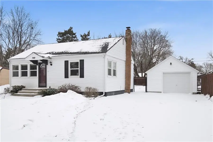 749 Maple Street, Chippewa Falls, WI 54729 - #2