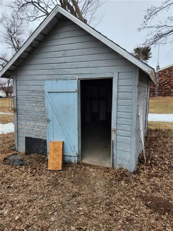 215 West Avenue, Dresser, WI 54009 - #3