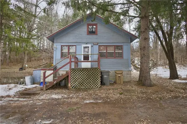 1616 Loken Lane, Eau Claire, WI 54703