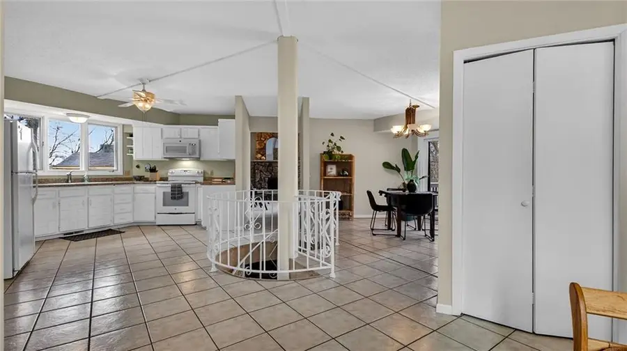 609 Manor Court, Altoona, WI 54720 - #2