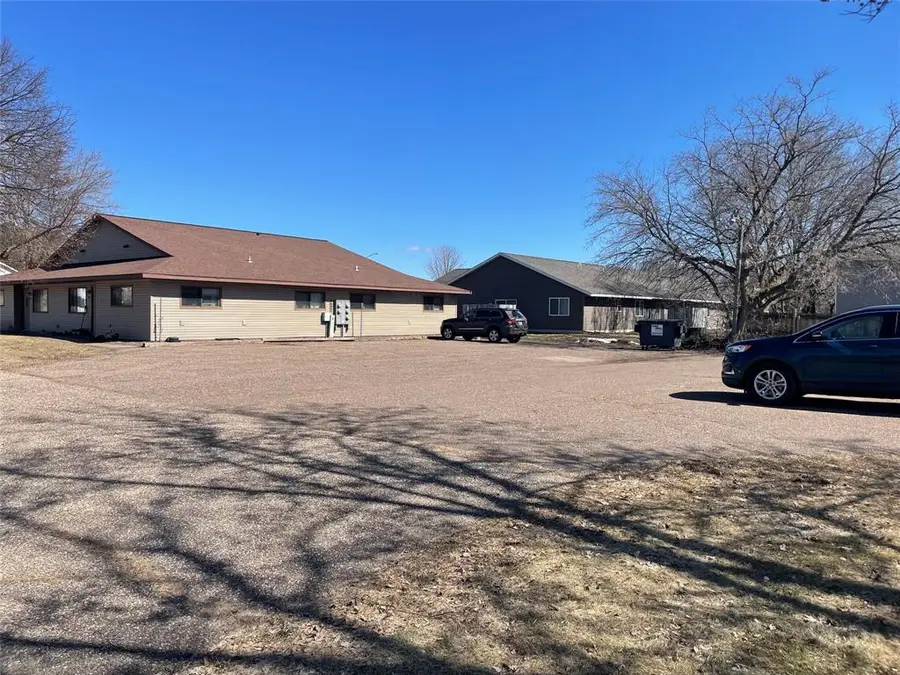 801 & 811 Whispering Pine Drive #801-817, Chippewa Falls, WI 54729 - #3