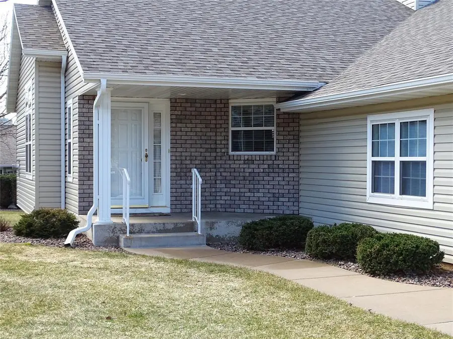 4525 E Hamilton Avenue #28, Eau Claire, WI 54701 - #3