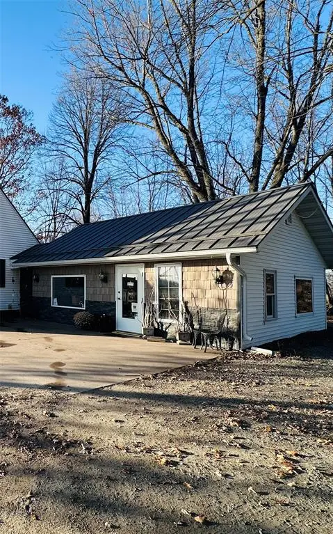 1113 E Division Street, Neillsville, WI 54456 - #3
