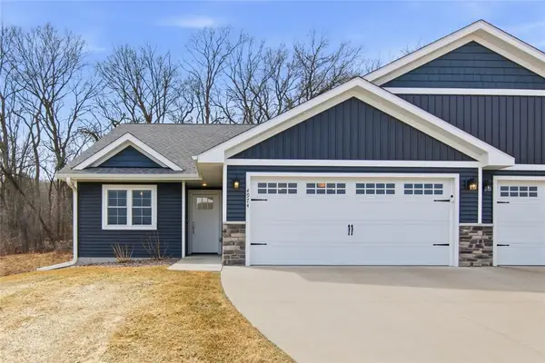 4974 Field Crest Lane, Eau Claire, WI 54701