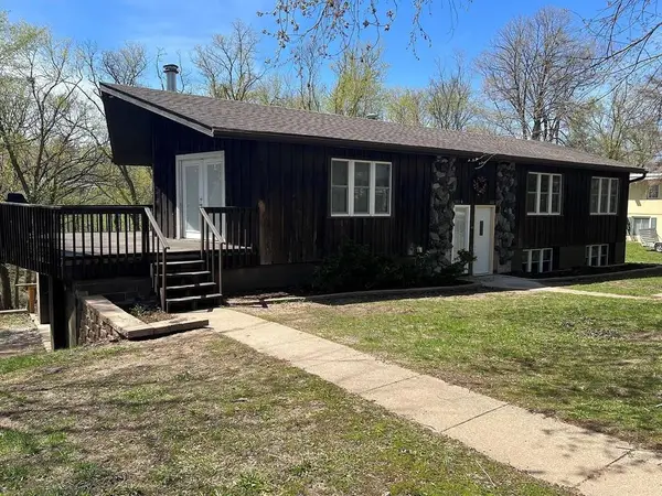 253 Tower Heights Court #1&2, Prescott, WI 54021