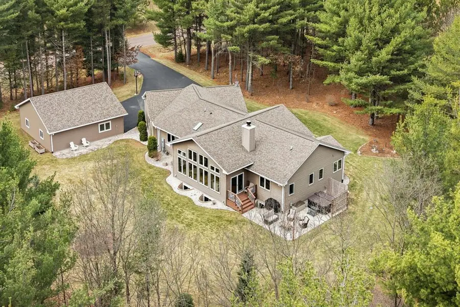 909 Thistle Lane, Eau Claire, WI 54703 - #3