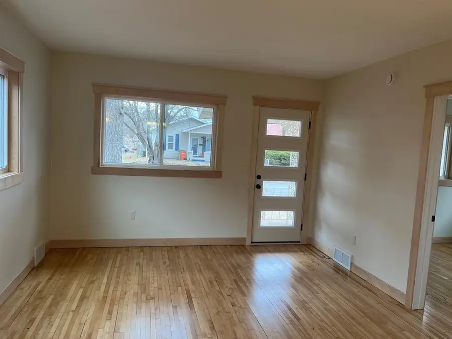 803 Fleming Avenue, Eau Claire, WI 54701 - #3