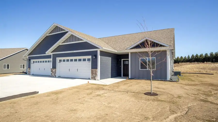 3327 Sunflower Lane, Eau Claire, WI 54703 - #2