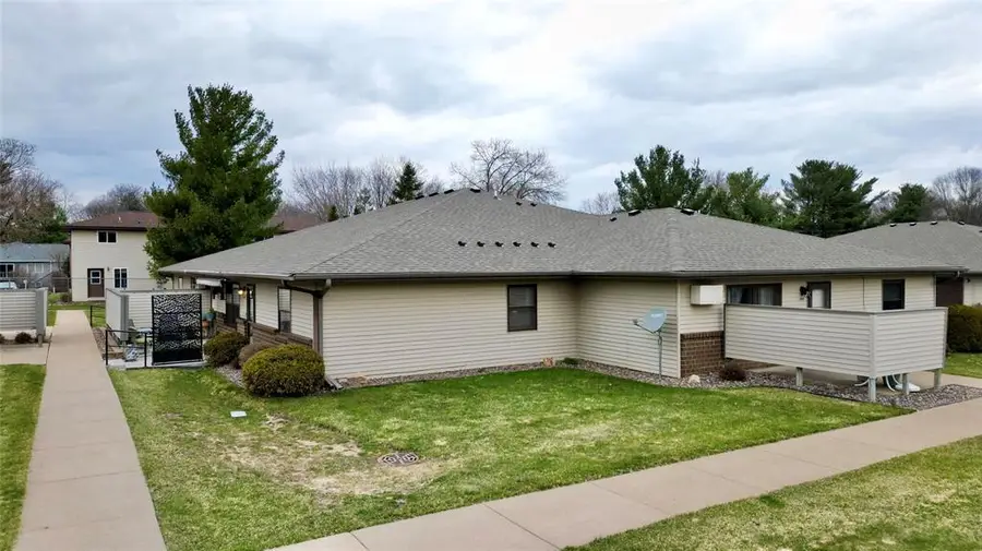 3434 Miller Street #2, Eau Claire, WI 54701 - #2
