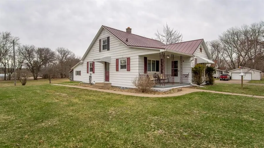 328 3rd Avenue, Chippewa Falls, WI 54729 - #3