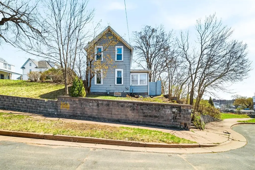 415 Dewey Street, Eau Claire, WI 54703 - #1