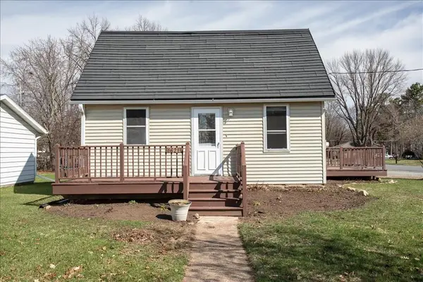 1621 2nd Avenue, Menomonie, WI 54751