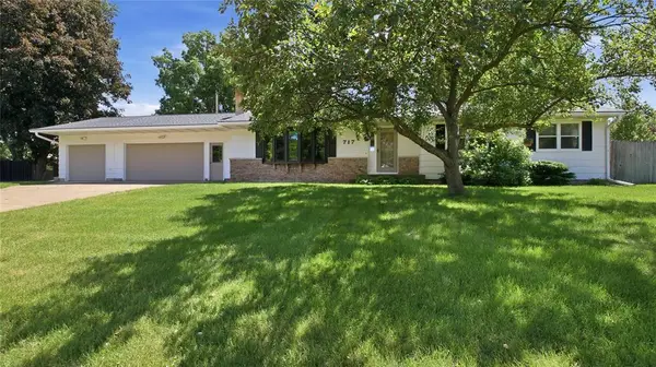717 Buffington Court, Eau Claire, WI 54703