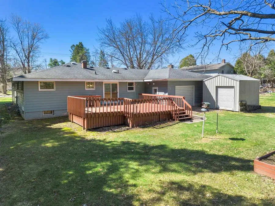 960 Sylvan Street, Cumberland, WI 54829 - #3