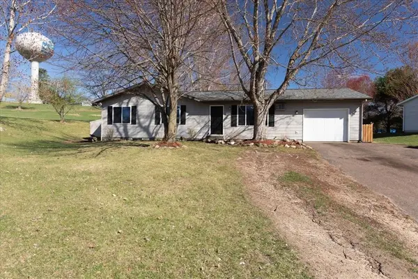 2702 Ricky Lane, Menomonie, WI 54751